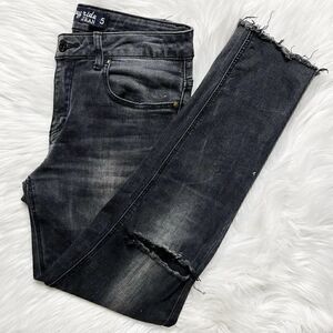 Monkey Ride Distressed Skinny Jeans Black Size 5
